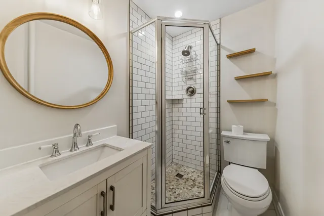 $3,600 | 2159 North Seminary Avenue, Unit B, Chicago, IL 60614