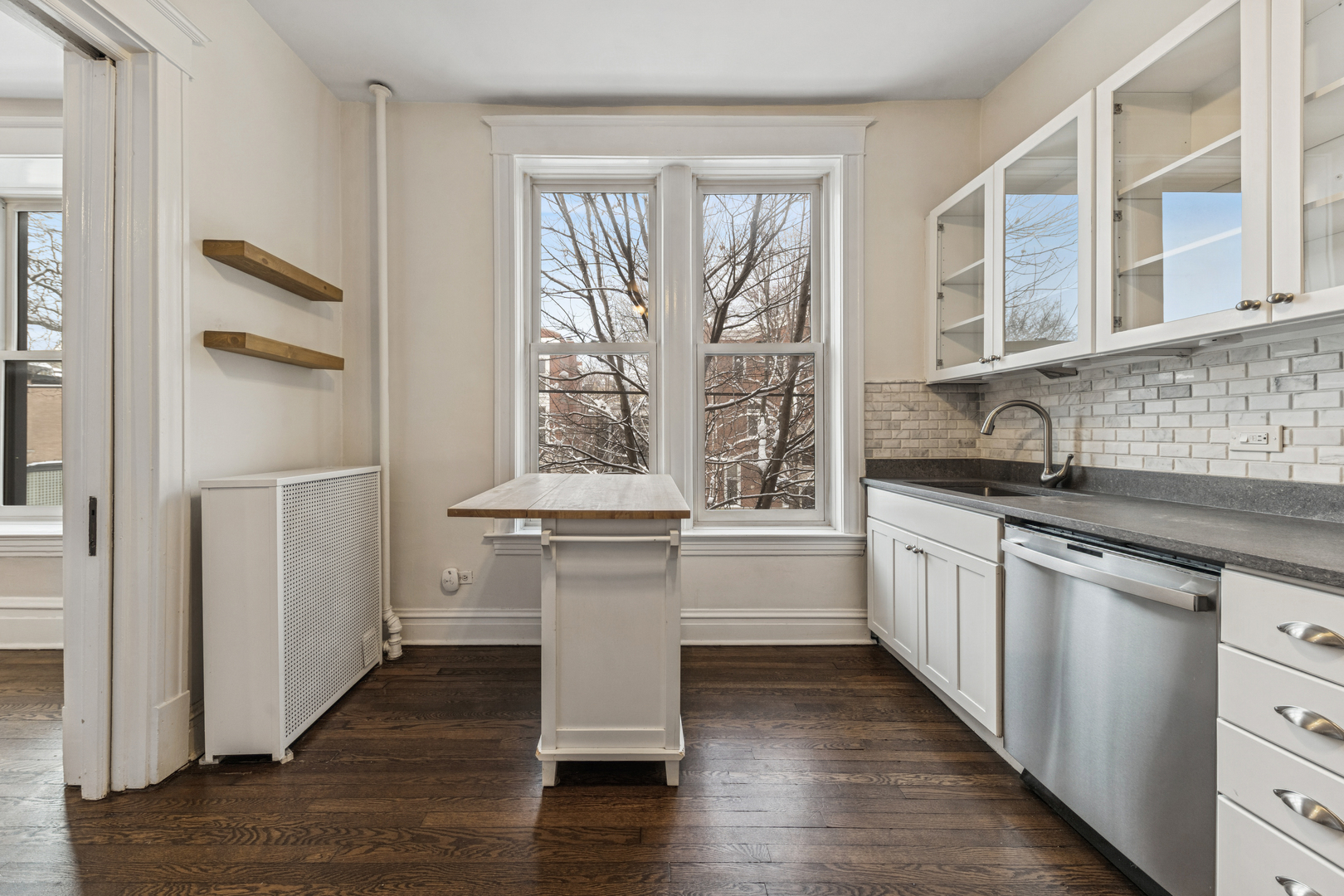 2159 North Seminary Avenue, Unit B Chicago, IL 60614 - Photo 2 of 19