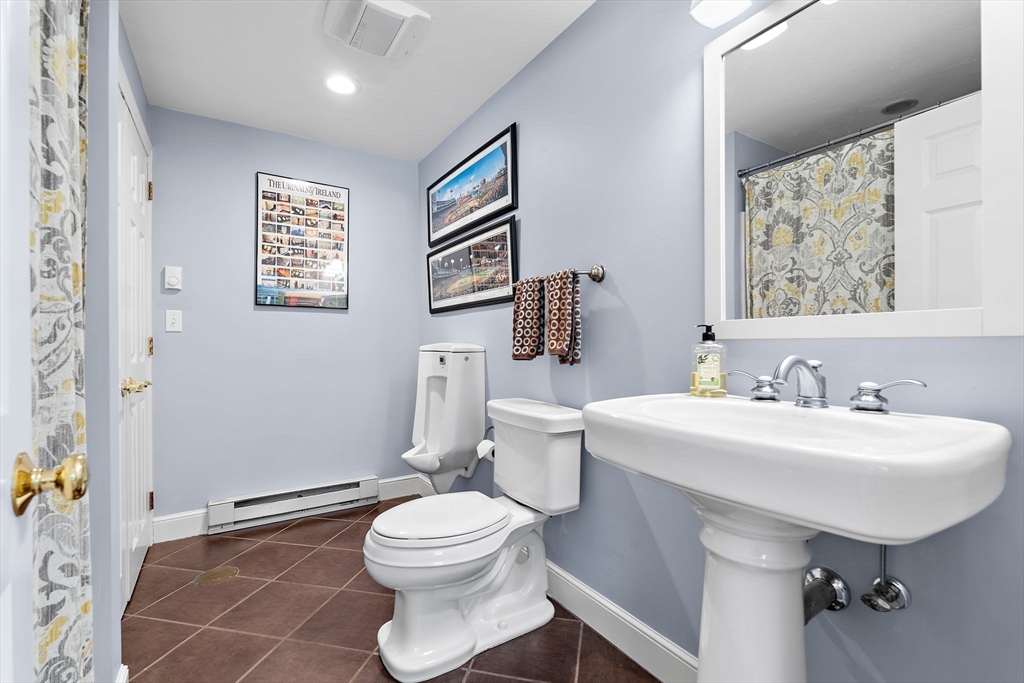 25 Hardwick Road Ashland, MA 01721 - Photo 34 of 42 Gallery Image 34