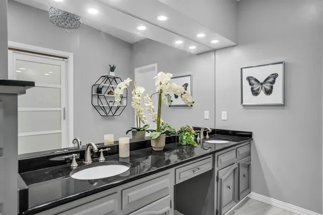 $550,000 | 1002 Nottingham Drive, Carrollton, TX 75007