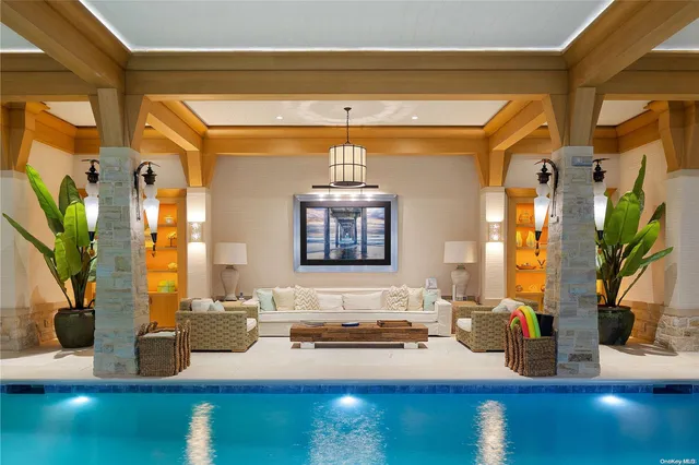 $28,000,000 | 6 Spring Hill Lane, Old Westbury, NY 11568