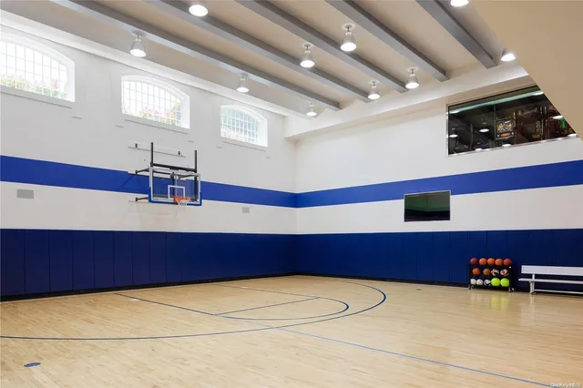 $28,000,000 | 6 Spring Hill Lane, Old Westbury, NY 11568