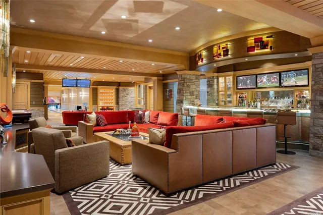 $28,000,000 | 6 Spring Hill Lane, Old Westbury, NY 11568