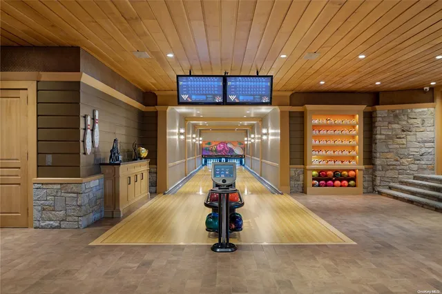 $28,000,000 | 6 Spring Hill Lane, Old Westbury, NY 11568