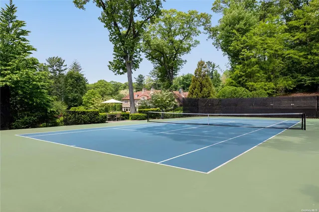 $28,000,000 | 6 Spring Hill Lane, Old Westbury, NY 11568