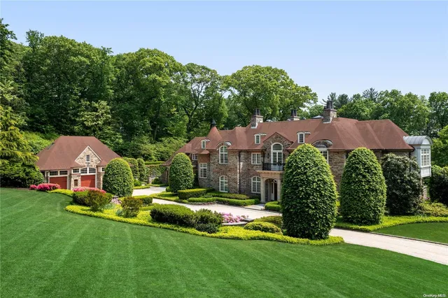 $28,000,000 | 6 Spring Hill Lane, Old Westbury, NY 11568