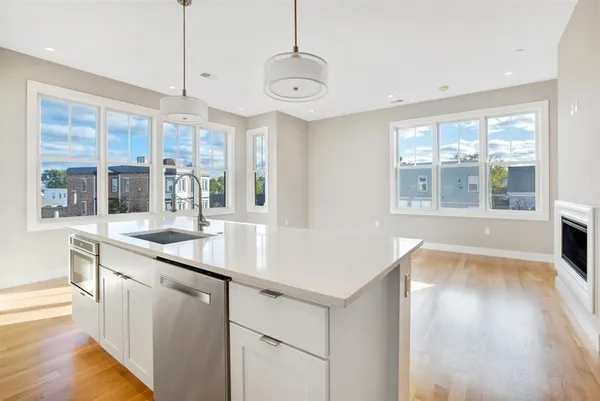 $4,100 | 3 Dorset Street, Unit 1, Boston, MA 02125