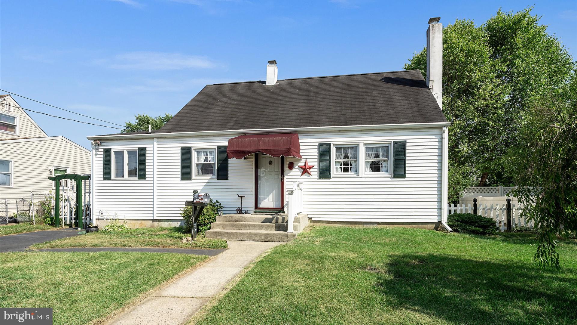 53 Falmouth Road Hamilton, NJ 08620 - Photo 3 of 27