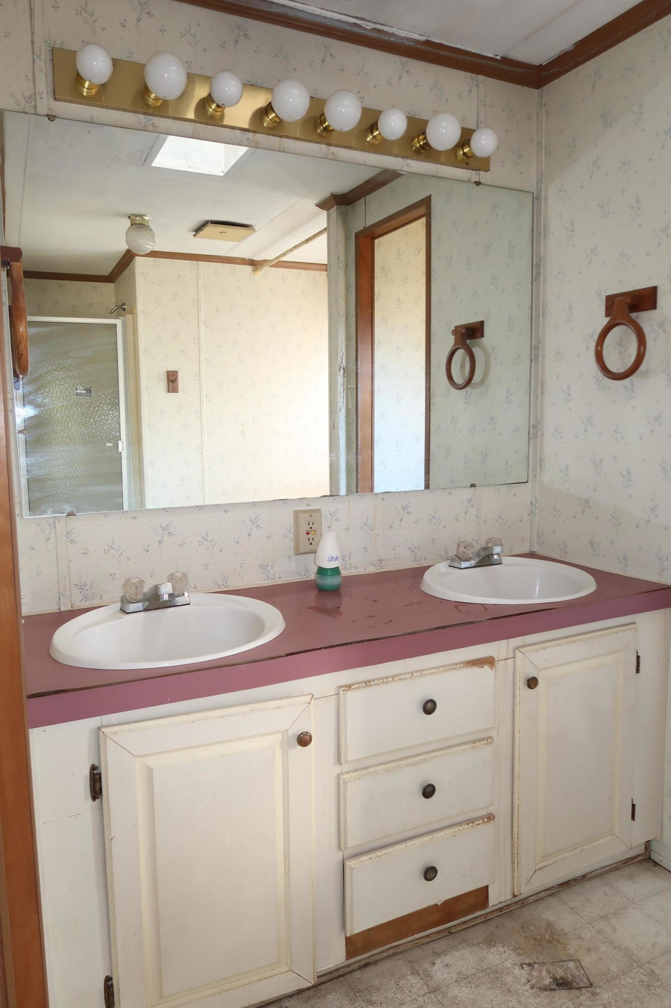 3575 Middle Road Sidney, ME 04330 - Photo 22 of 29 IMG_4761