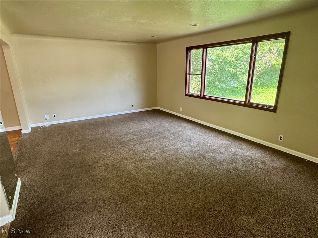 3207 Livingston Road Cleveland, OH 44120 - Photo 6 of 22 Gallery Image 6