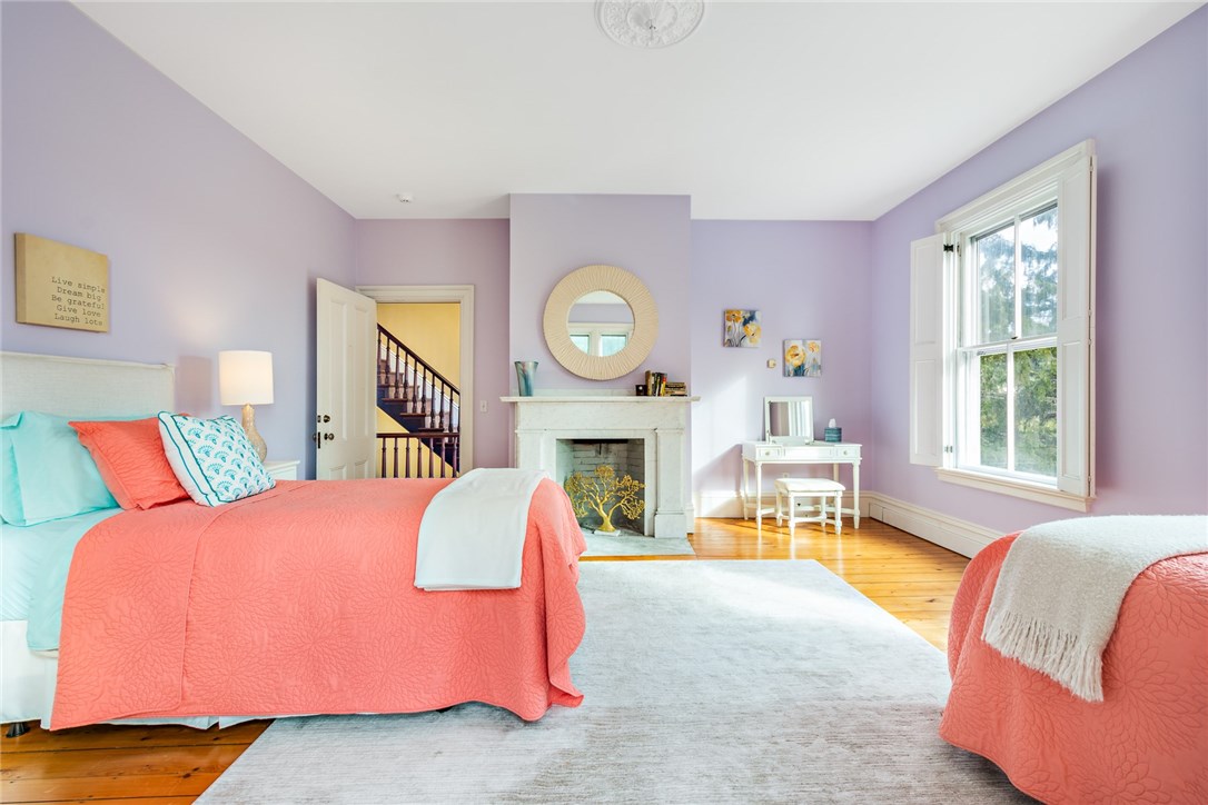 285 Stone Church Road Tiverton, RI 02878 - Photo 21 of 40