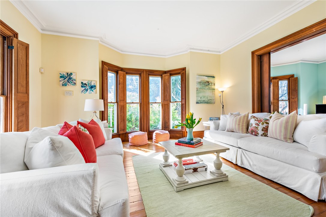285 Stone Church Road Tiverton, RI 02878 - Photo 10 of 40