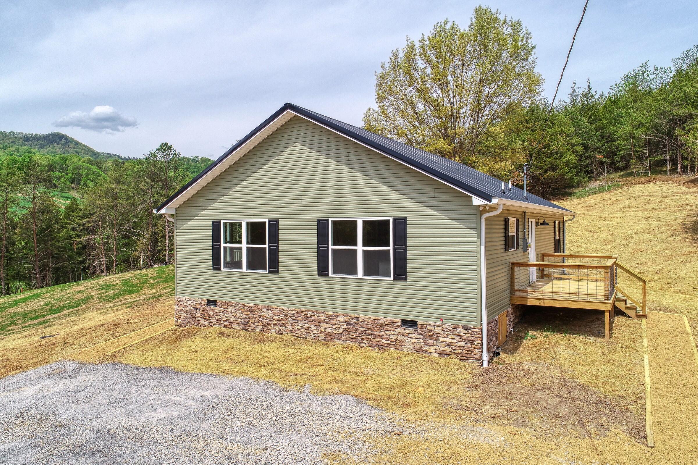 204 Foster Road Rogersville, TN 37857 - Photo 6 of 72 Webb. 204 Foster Rd. Rog FULL RESa (6 o