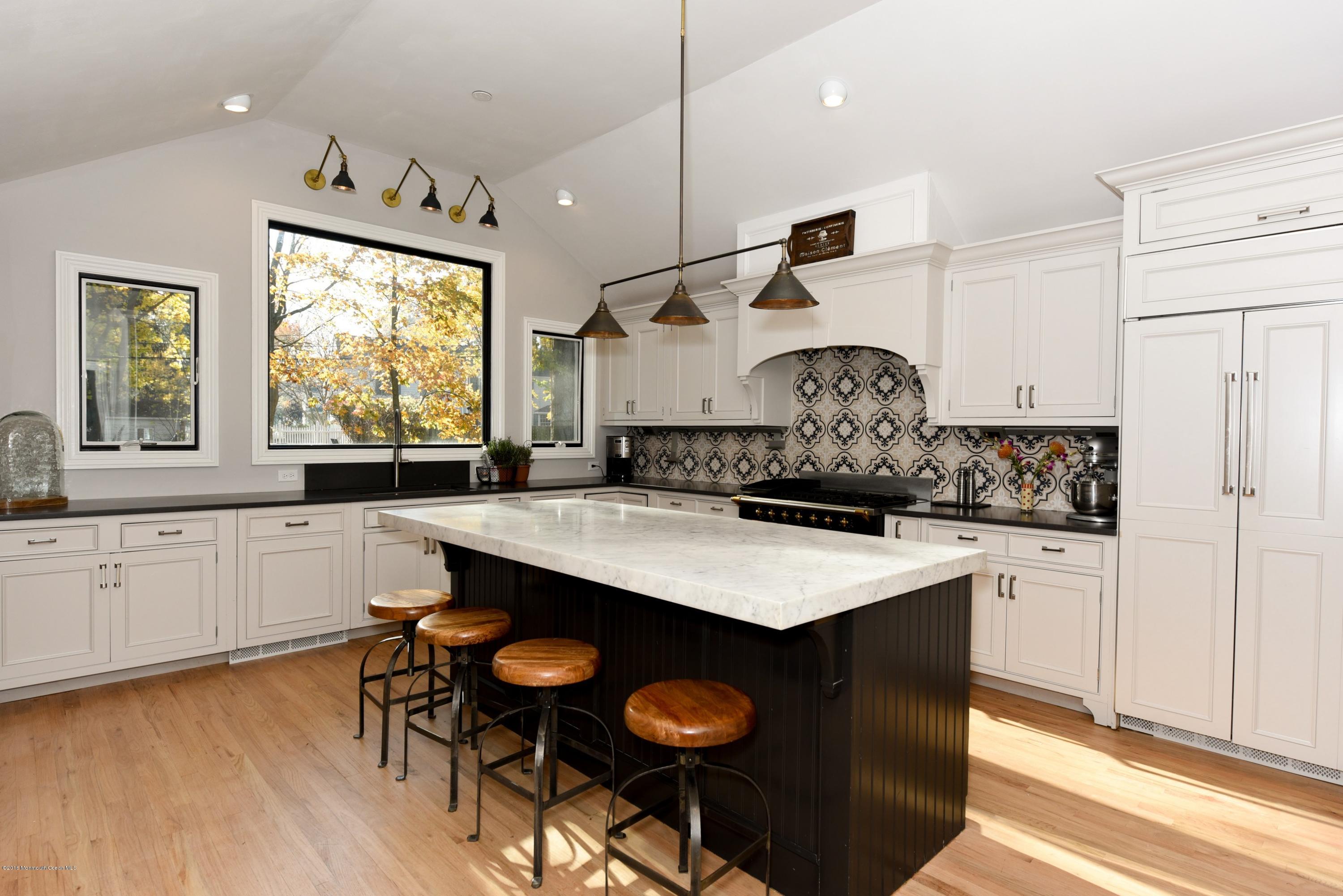 9 Robin Road Rumson, NJ 07760 - Photo 1 of 22 kitchen window