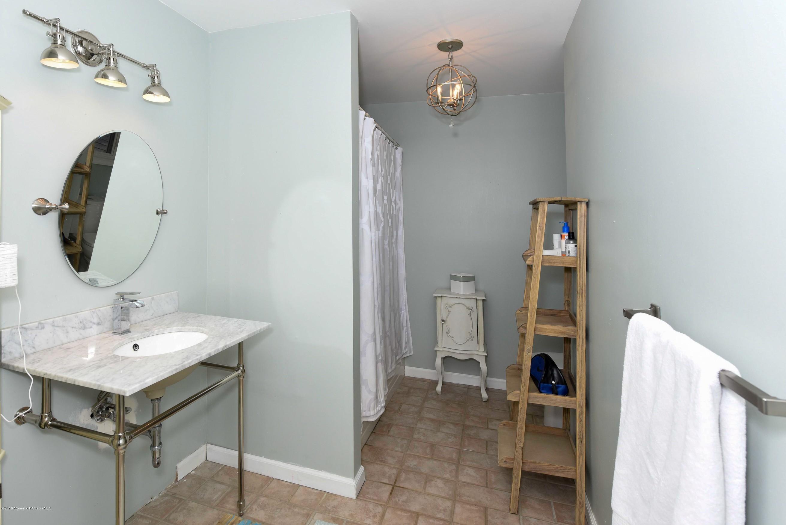 9 Robin Road Rumson, NJ 07760 - Photo 16 of 22 SPP_5960-Edit