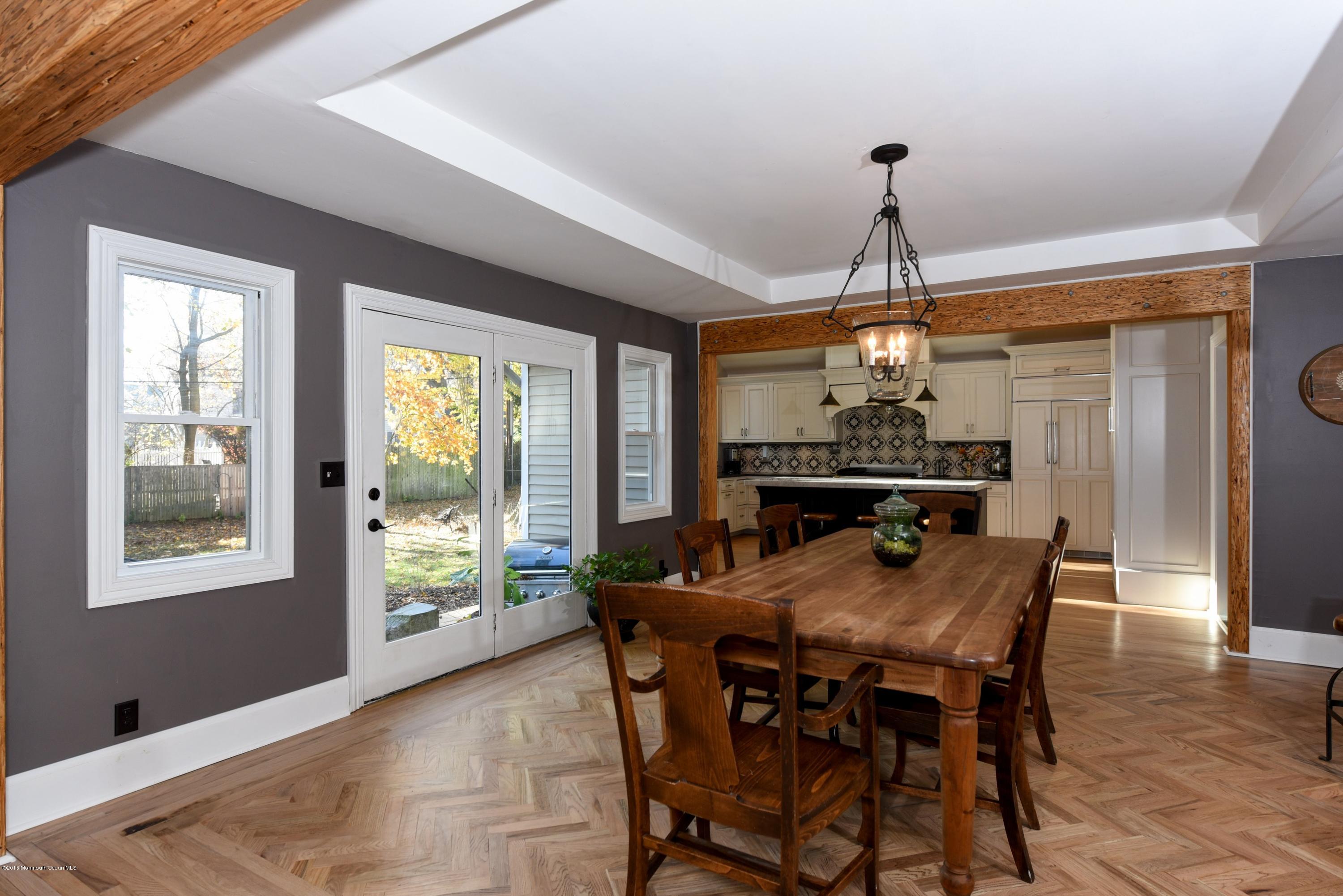 9 Robin Road Rumson, NJ 07760 - Photo 4 of 22 casual dining off kitchen