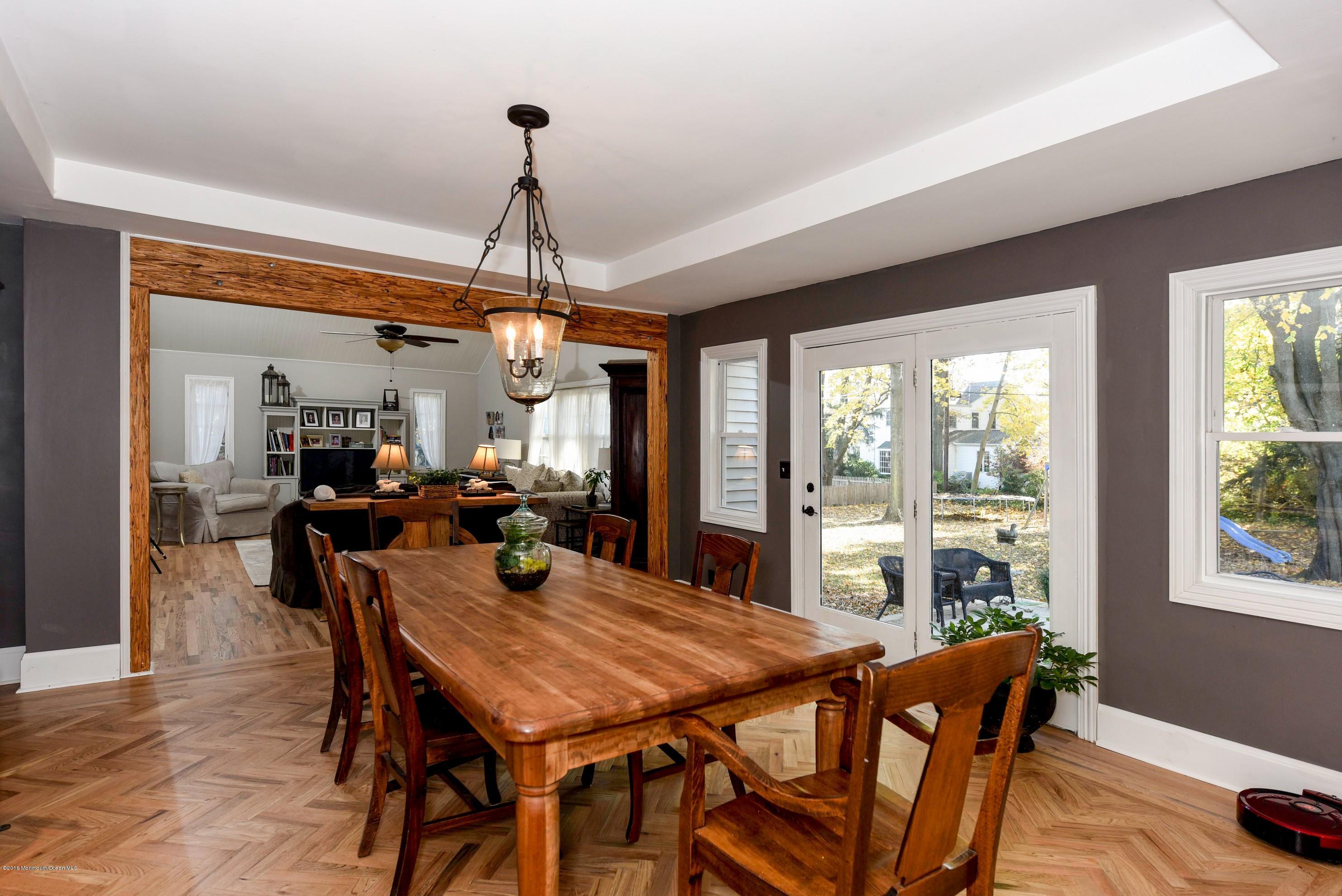 9 Robin Road Rumson, NJ 07760 - Photo 5 of 22 casual dining facing great room