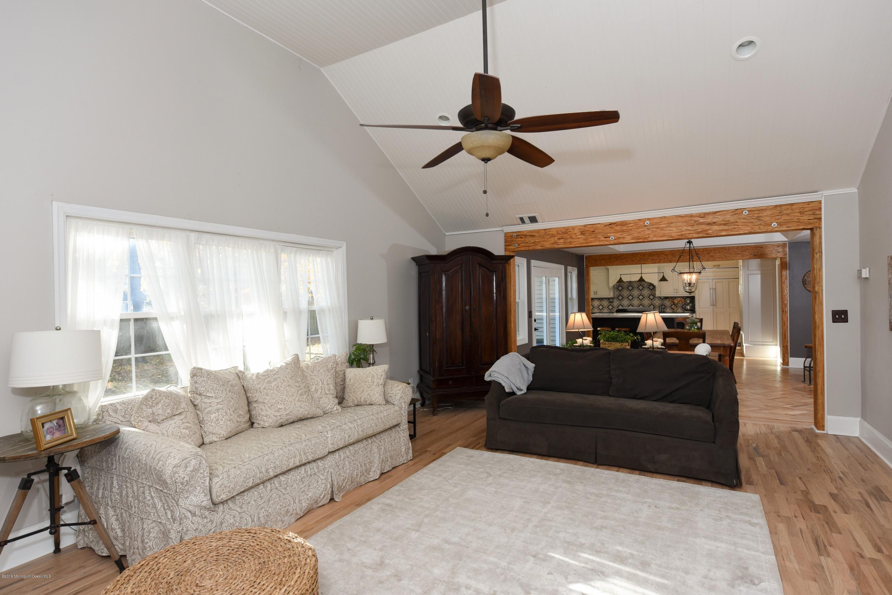 9 Robin Road Rumson, NJ 07760 - Photo 7 of 22 Great Room Into Dining/Kitchen