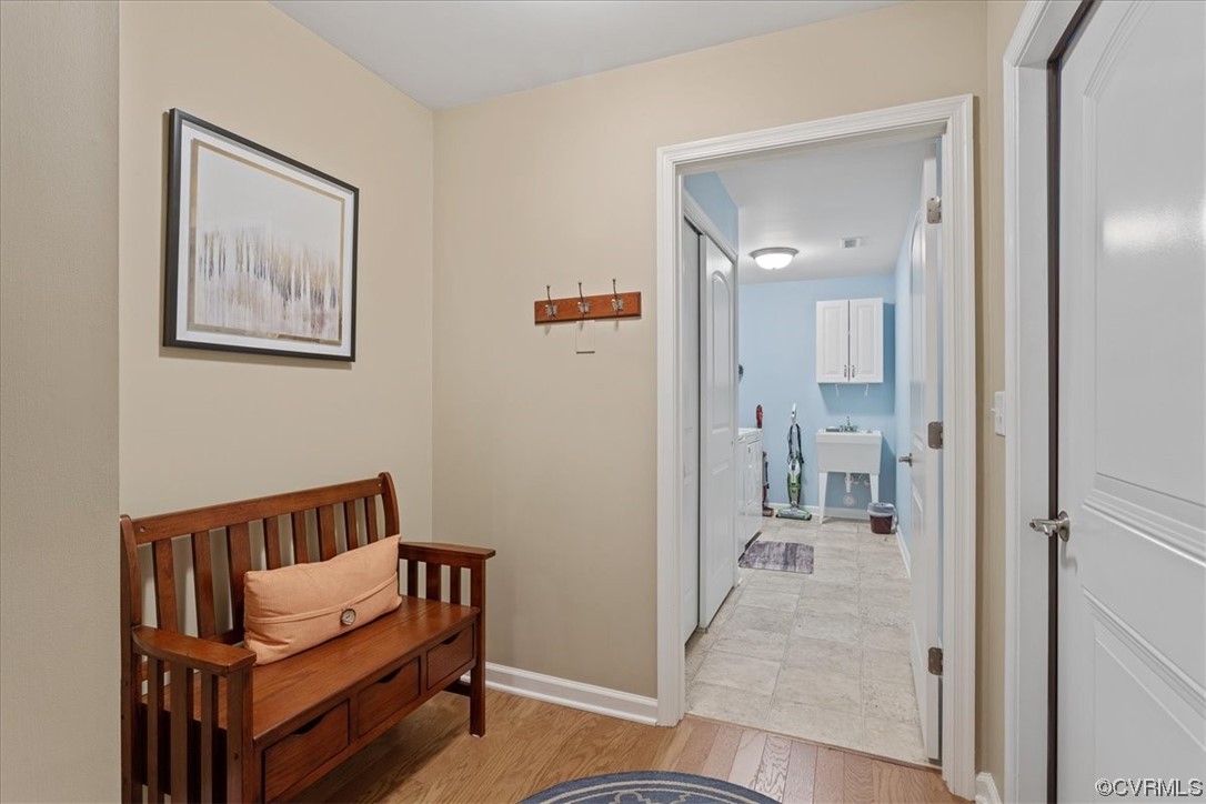 12136 Blossom Point Road Chester, VA 23831 - Photo 28 of 41 Gallery Image 28