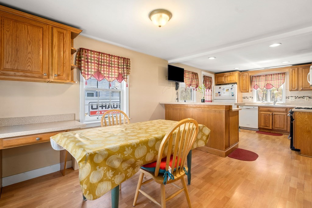 90 Codman Road Norwood, MA 02062 - Photo 11 of 25 Gallery Image 11