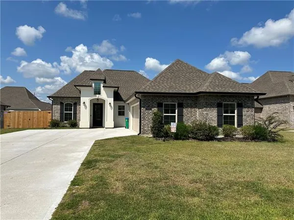 $2,200 | 44243 Kendalwood Drive, Hammond, LA 70403