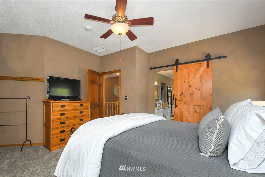 141 Sunny Basin Road Castle Rock, WA 98611 - Photo 21 of 40 Gallery Image 21