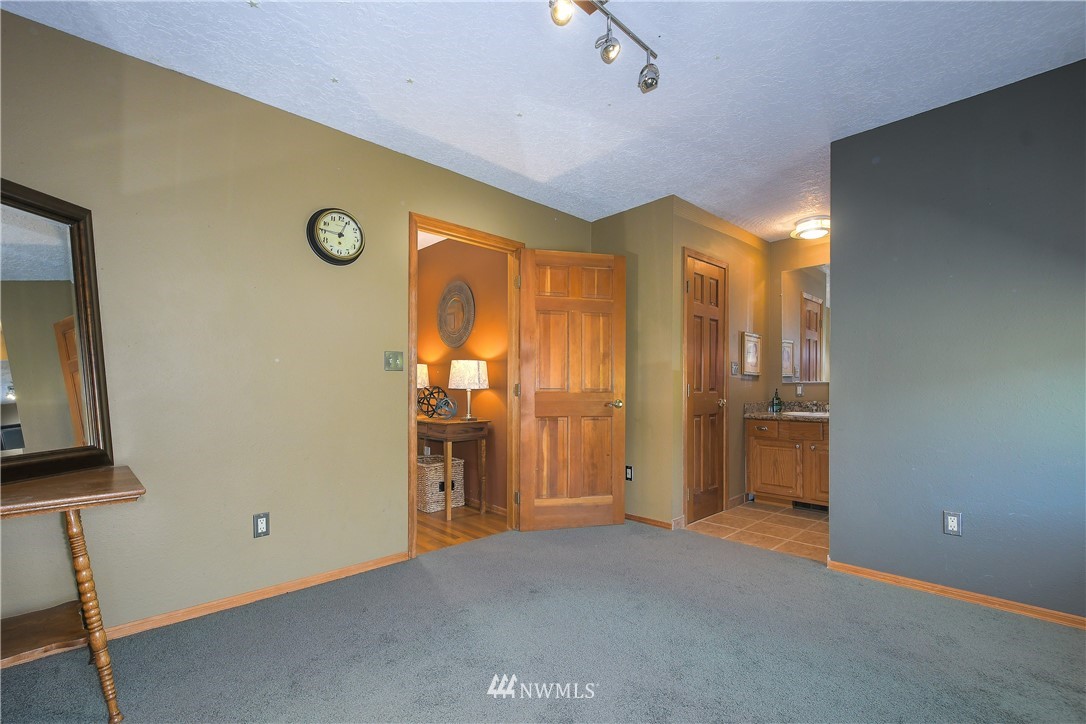 141 Sunny Basin Road Castle Rock, WA 98611 - Photo 26 of 40 Gallery Image 26