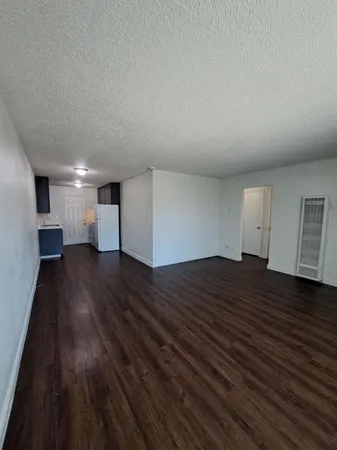 $1,880,000 | 441 South Dearing Avenue, Fresno, CA 93702