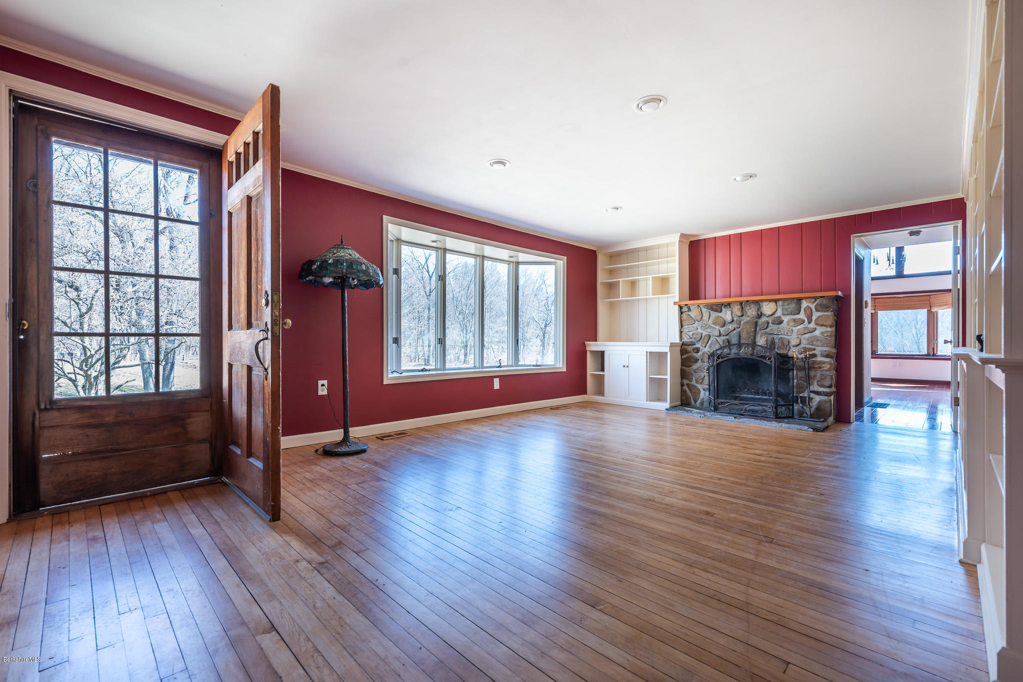 64 Kellogg Road Sheffield, MA 01257 - Photo 8 of 32 Front Door to LIving Room