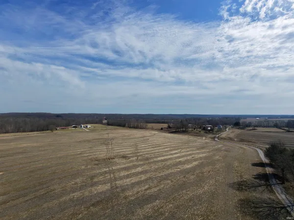 $1,250,000 | 2810 East Old Us 50, Bedford, IN 47421