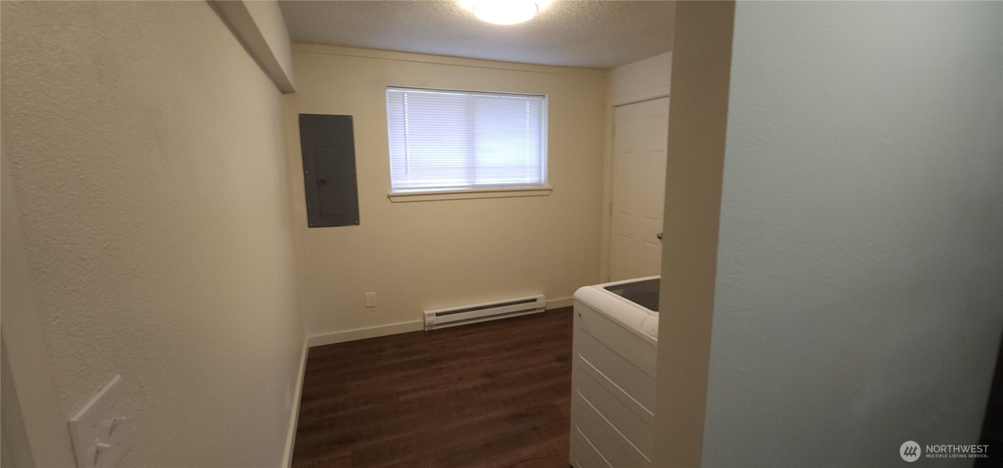 2350 East Pioneer Road Port Angeles, WA 98362 - Photo 22 of 40 a view of hallway with sink