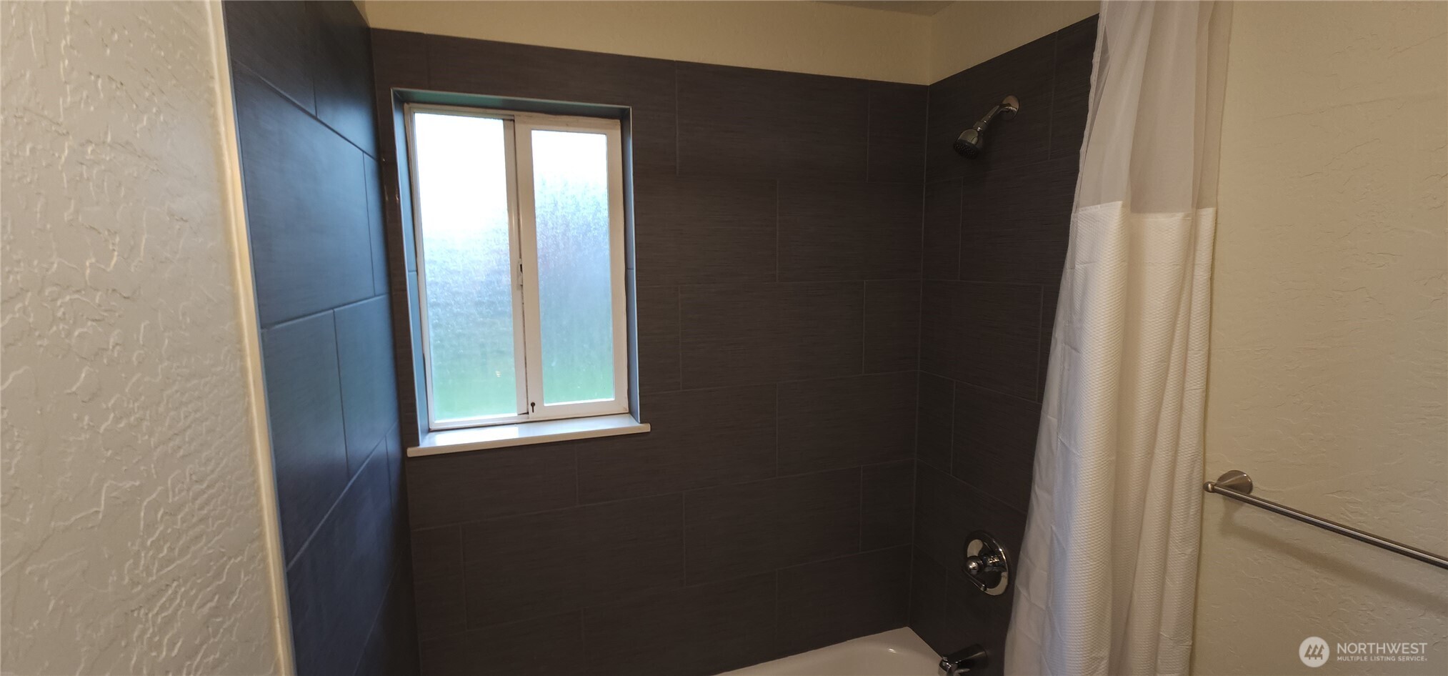 2350 East Pioneer Road Port Angeles, WA 98362 - Photo 34 of 40 a view of front door