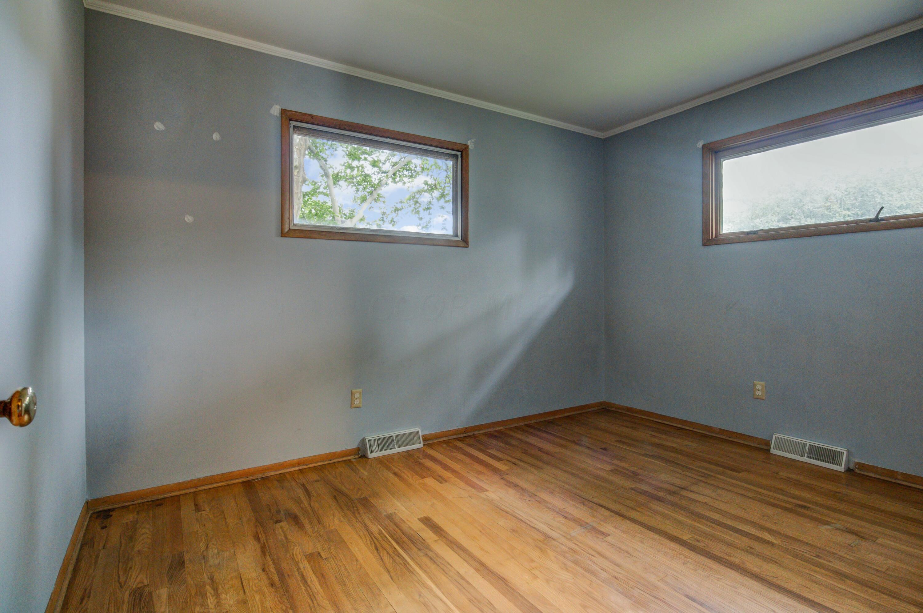 3536 Leighton Road Columbus, OH 43221 - Photo 14 of 27 Bedroom 3