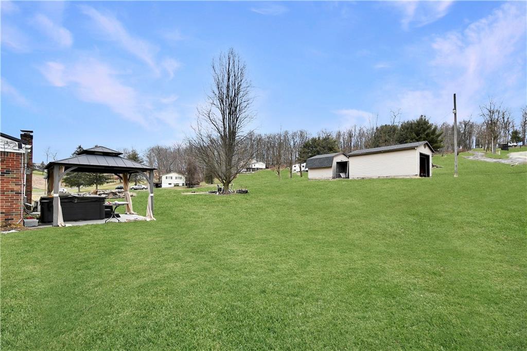 4 Maple Lane Eighty Four, PA 15330 - Photo 3 of 32 Gallery Image 3