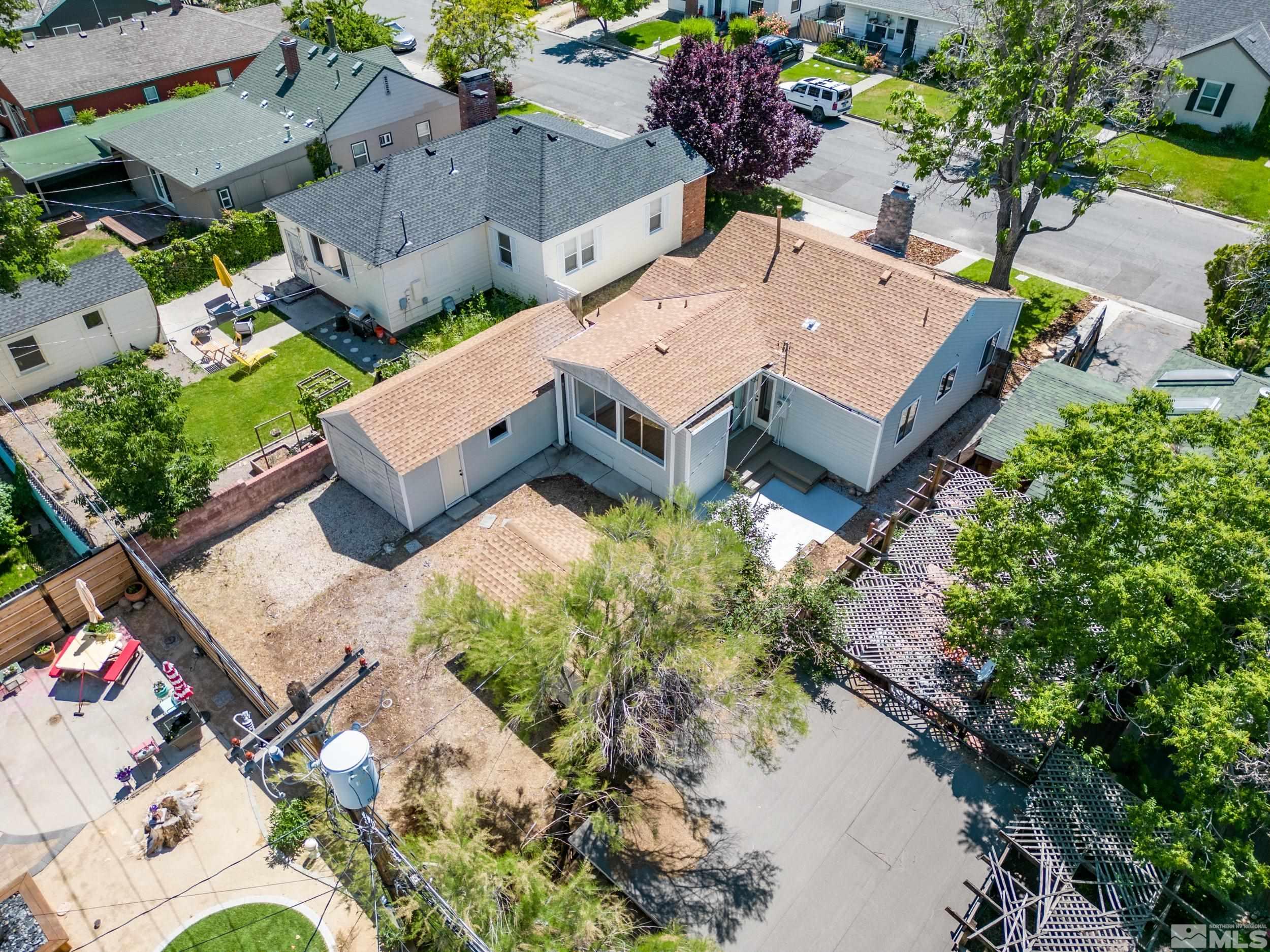 1620 Hoyt Street Reno, NV 89509 - Photo 2 of 39 Photo 2