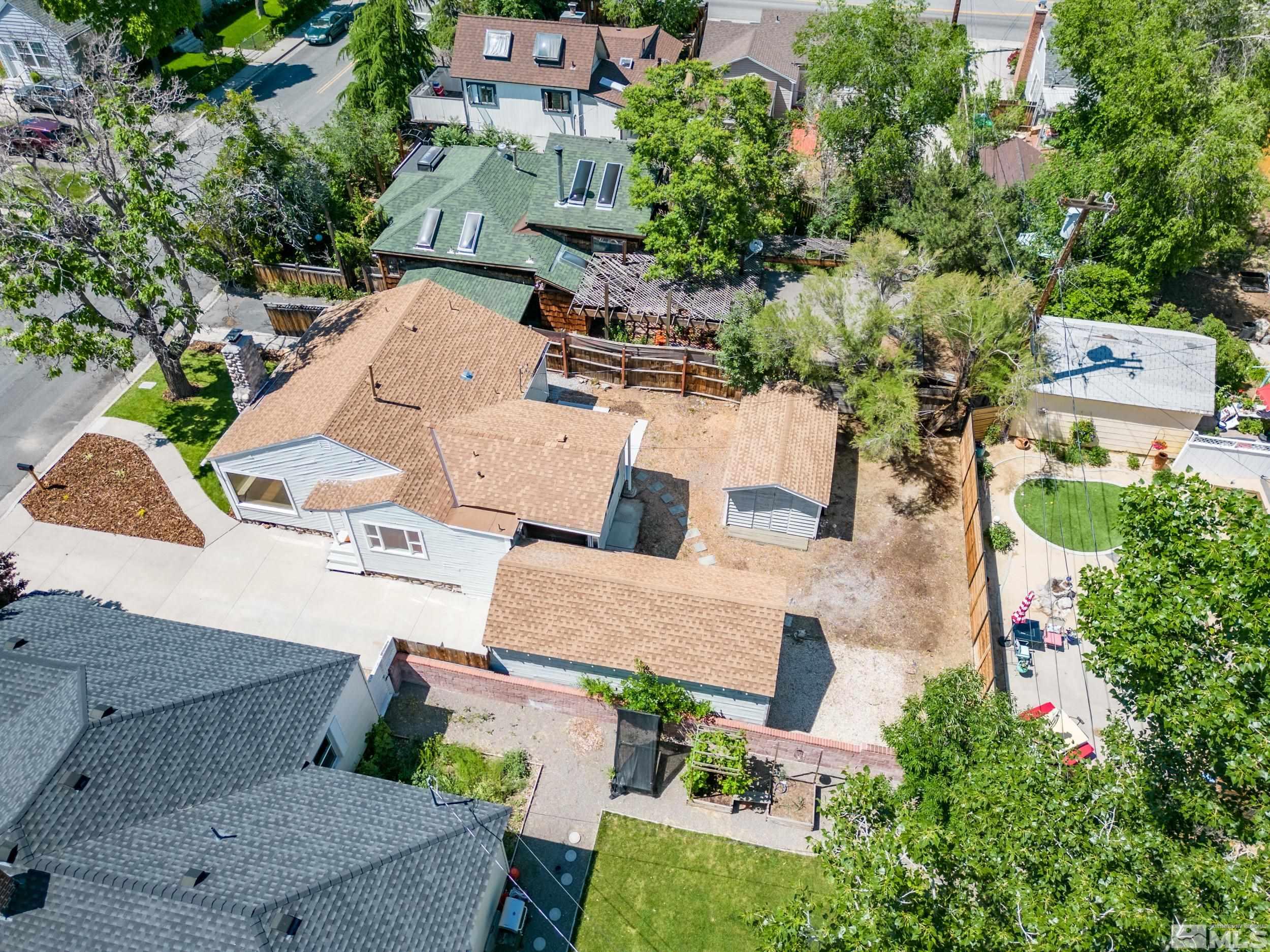 1620 Hoyt Street Reno, NV 89509 - Photo 37 of 39 Photo 37