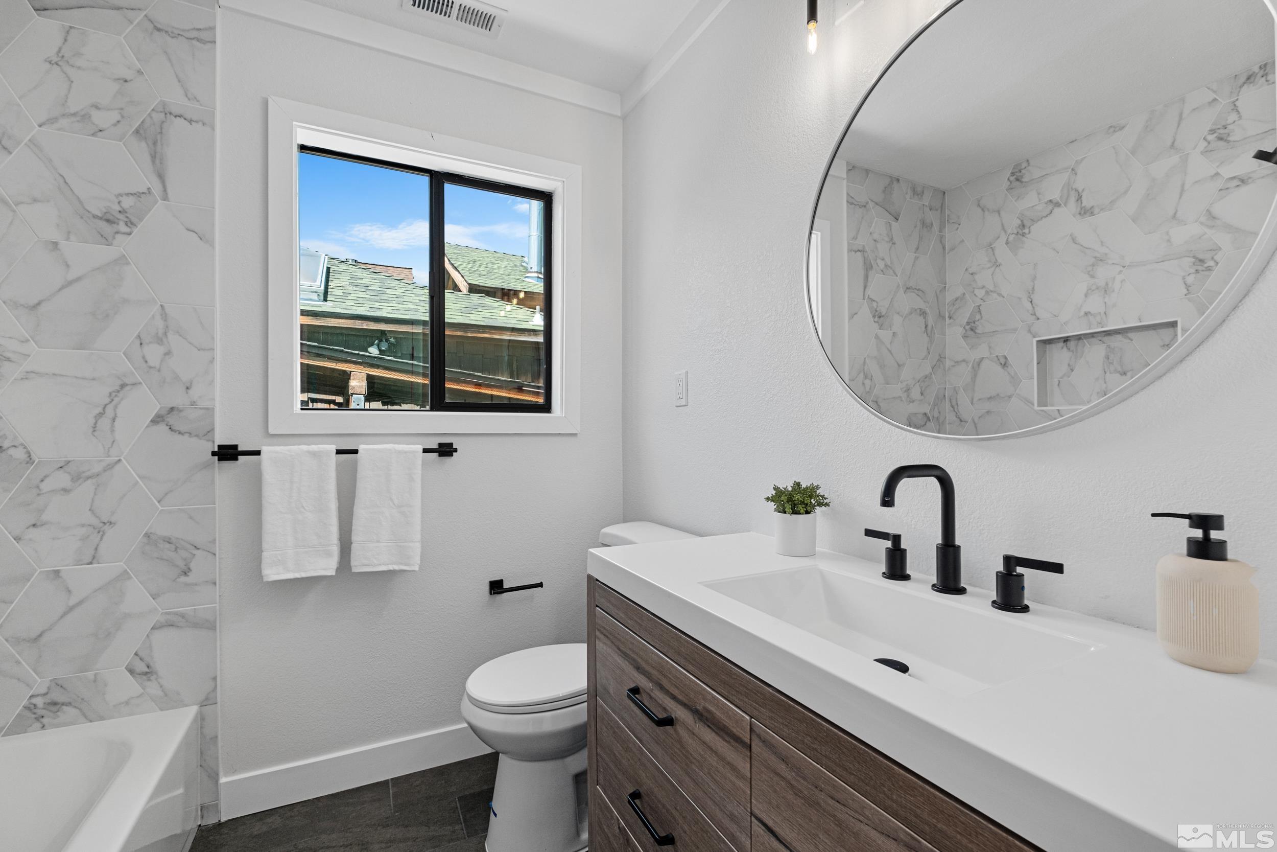 1620 Hoyt Street Reno, NV 89509 - Photo 4 of 39 Photo 4