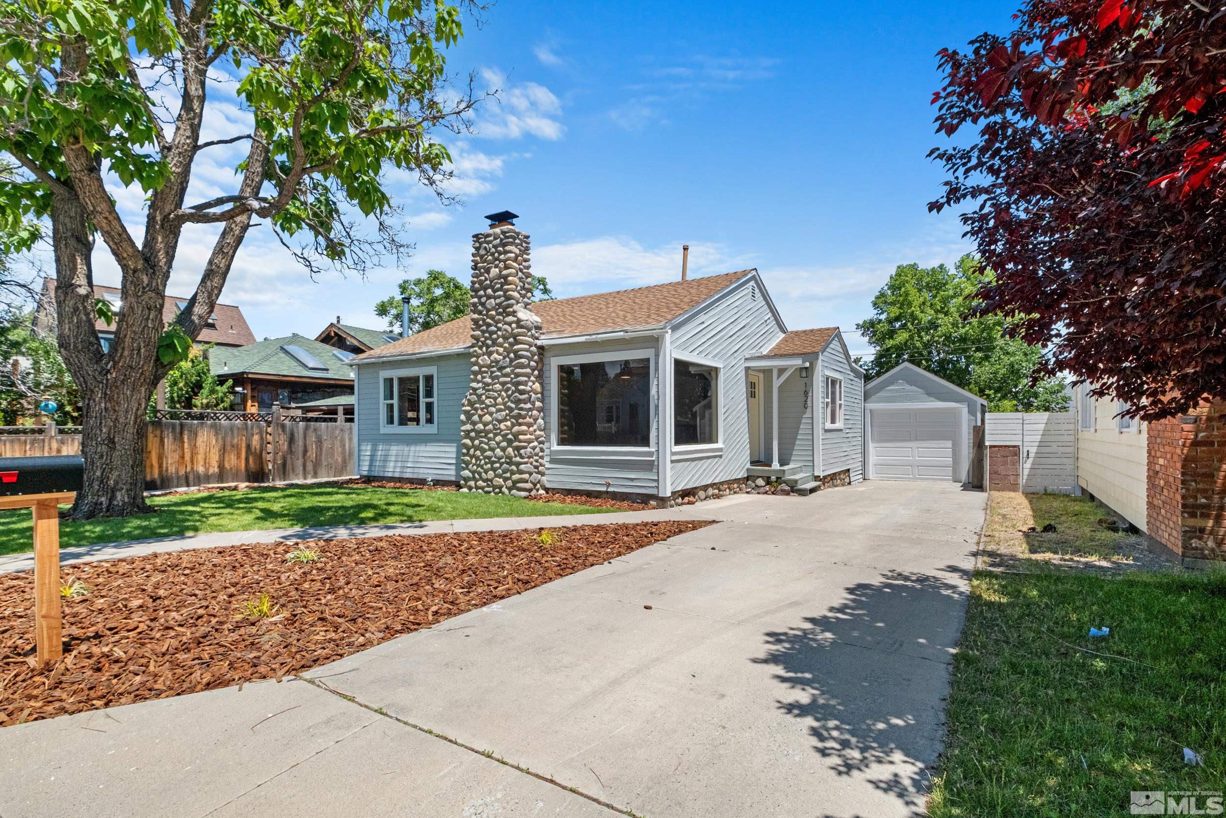 1620 Hoyt Street Reno, NV 89509 - Photo 5 of 39 Photo 5