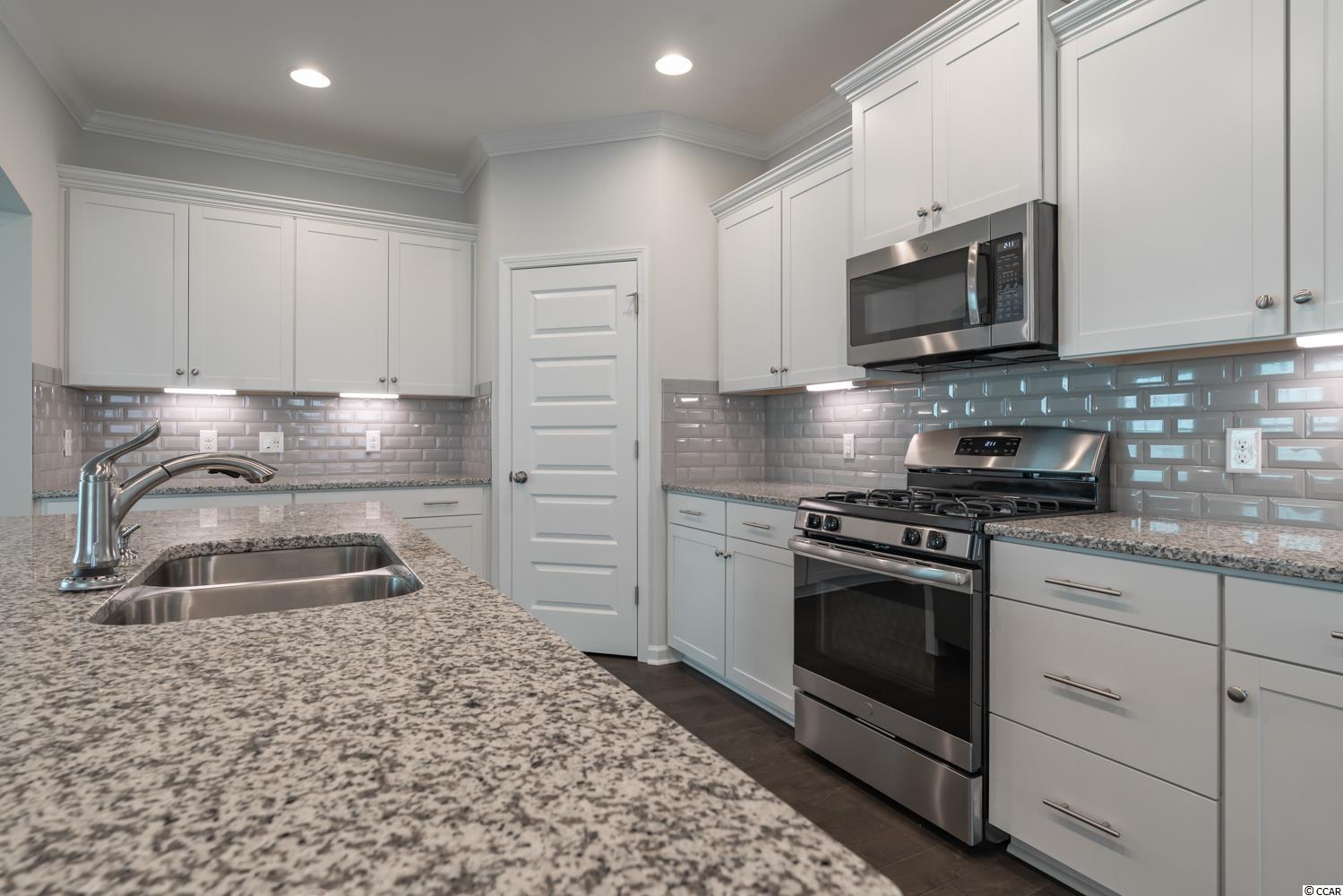 421 Heathside Street Murrells Inlet, SC 29576 - Photo 19 of 40