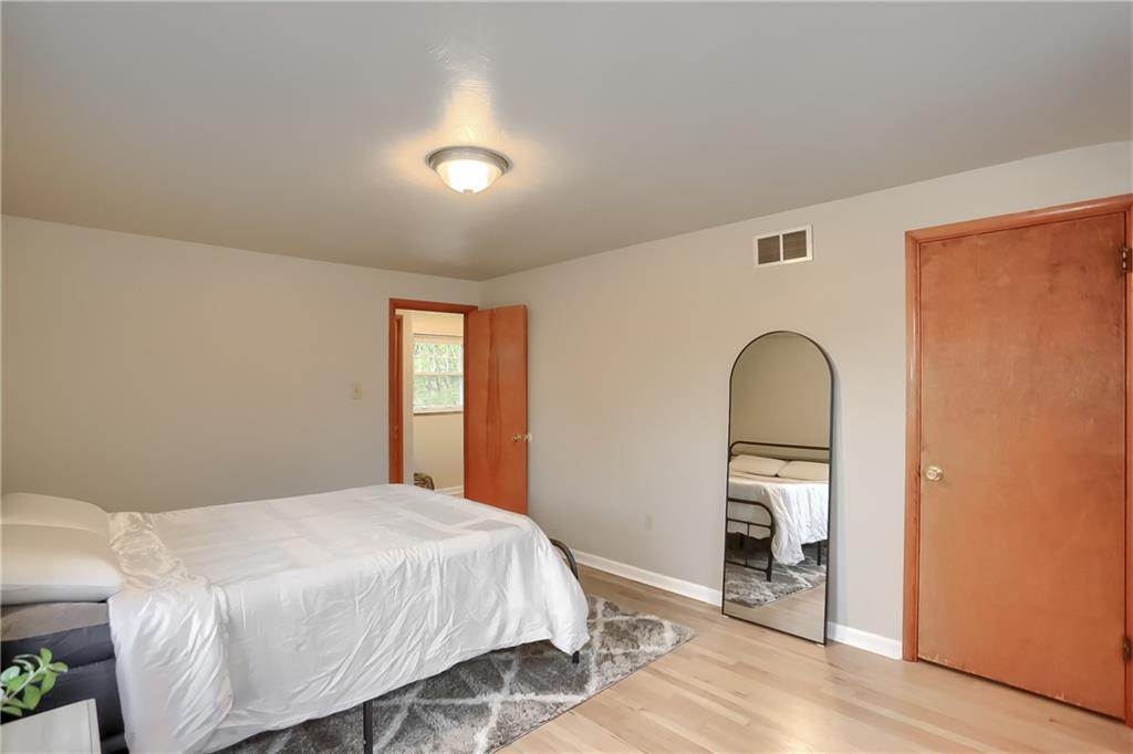 140 Jacks Run Road Pittsburgh, PA 15214 - Photo 19 of 46 Gallery Image 19