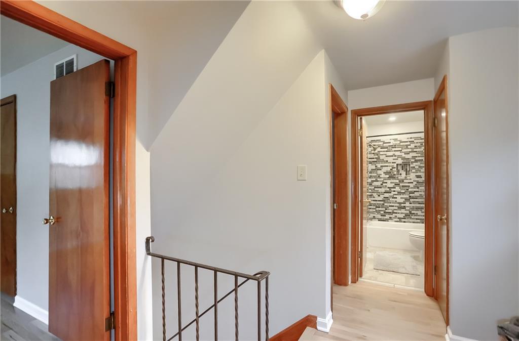 140 Jacks Run Road Pittsburgh, PA 15214 - Photo 25 of 46 Gallery Image 25