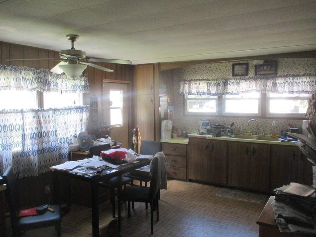 40 Puffin Drive Chicopee, MA 01020 - Photo 12 of 16