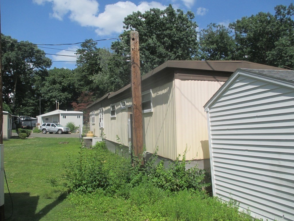 40 Puffin Drive Chicopee, MA 01020 - Photo 6 of 16