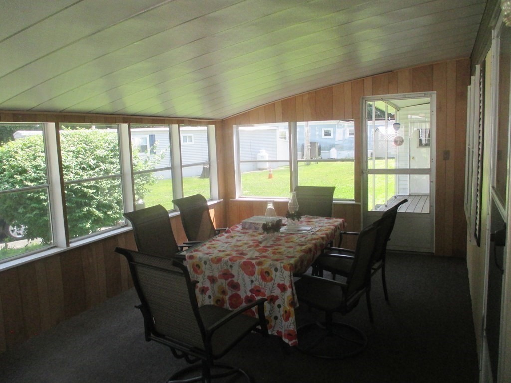 40 Puffin Drive Chicopee, MA 01020 - Photo 8 of 16