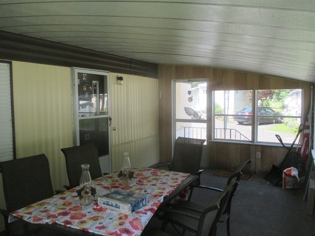 40 Puffin Drive Chicopee, MA 01020 - Photo 9 of 16