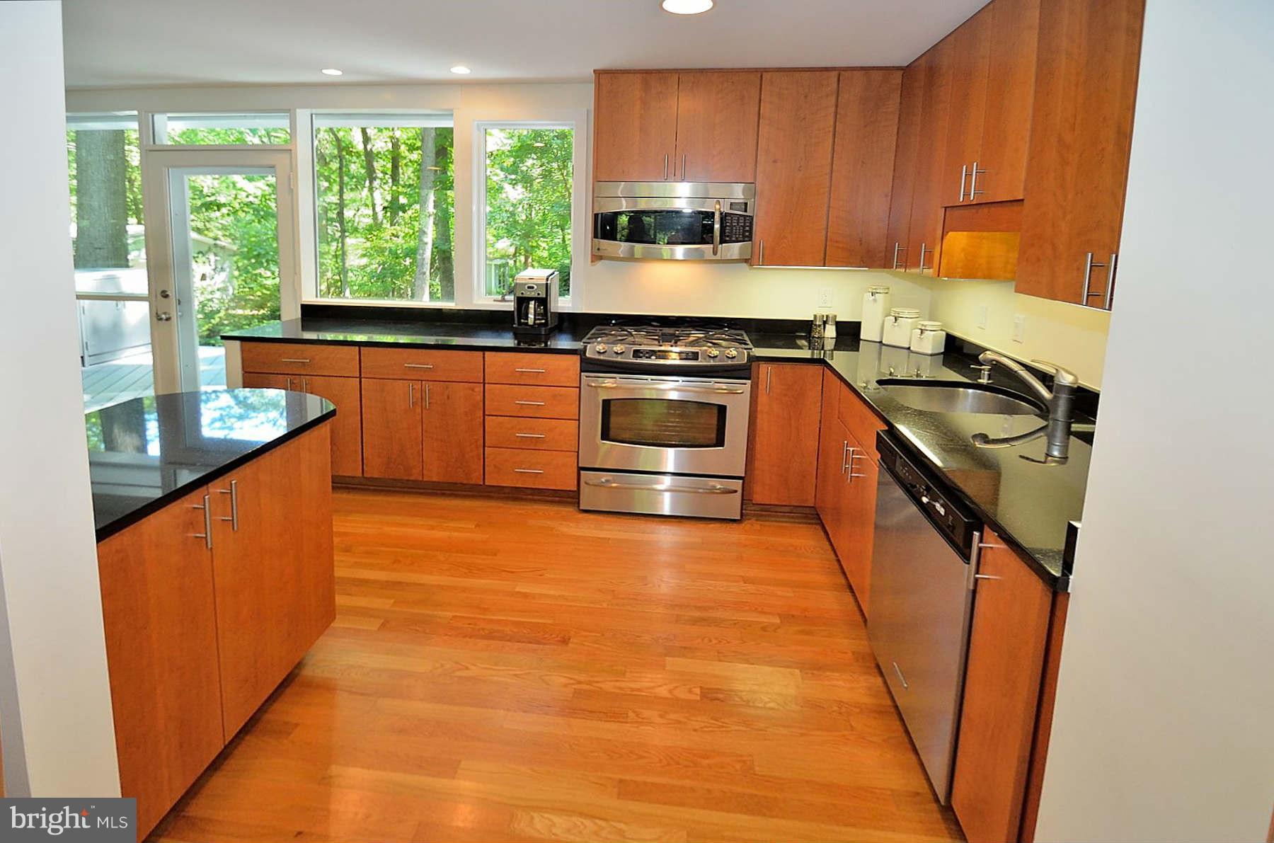 7217 Stafford Road Alexandria, VA 22307 - Photo 10 of 29 Kitchen