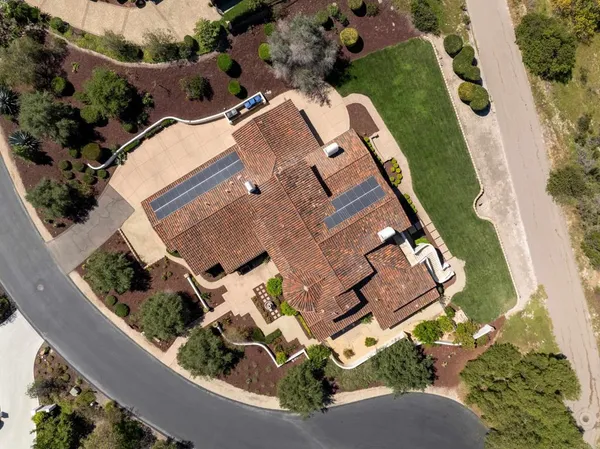 $5,999,000 | 8136 Entrada De Luz East, San Diego, CA 92127
