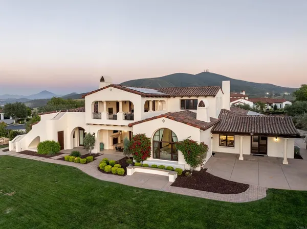 $5,999,000 | 8136 Entrada De Luz East, San Diego, CA 92127