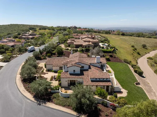 $5,999,000 | 8136 Entrada De Luz East, San Diego, CA 92127