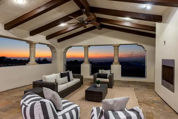 $5,999,000 | 8136 Entrada De Luz East, San Diego, CA 92127